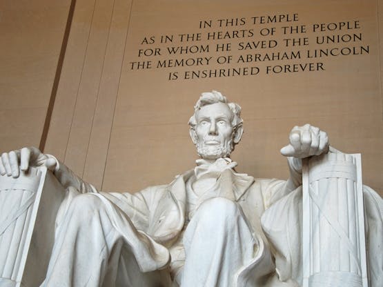 Estátua de Abraham Lincoln no Lincoln Memorial. Washington DC, EUA
