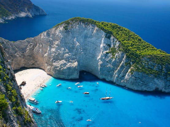Praia Navagio. Zakynthos Island, Grécia Praia Navagio. Zakynthos Island, Grécia