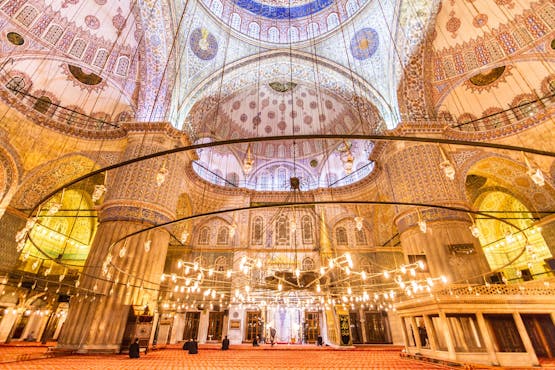 Interior da Mesquita Azul. Istambul, Turquia